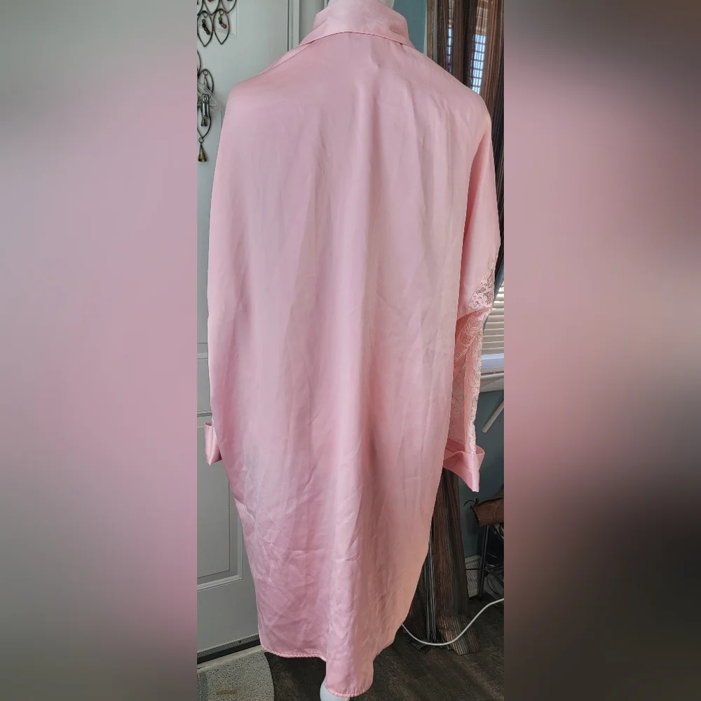 Vintage 90's Victoria's Secret Lace Button-Up Night Shirt Women's M/L Pink Satin - Picture 3 of 10